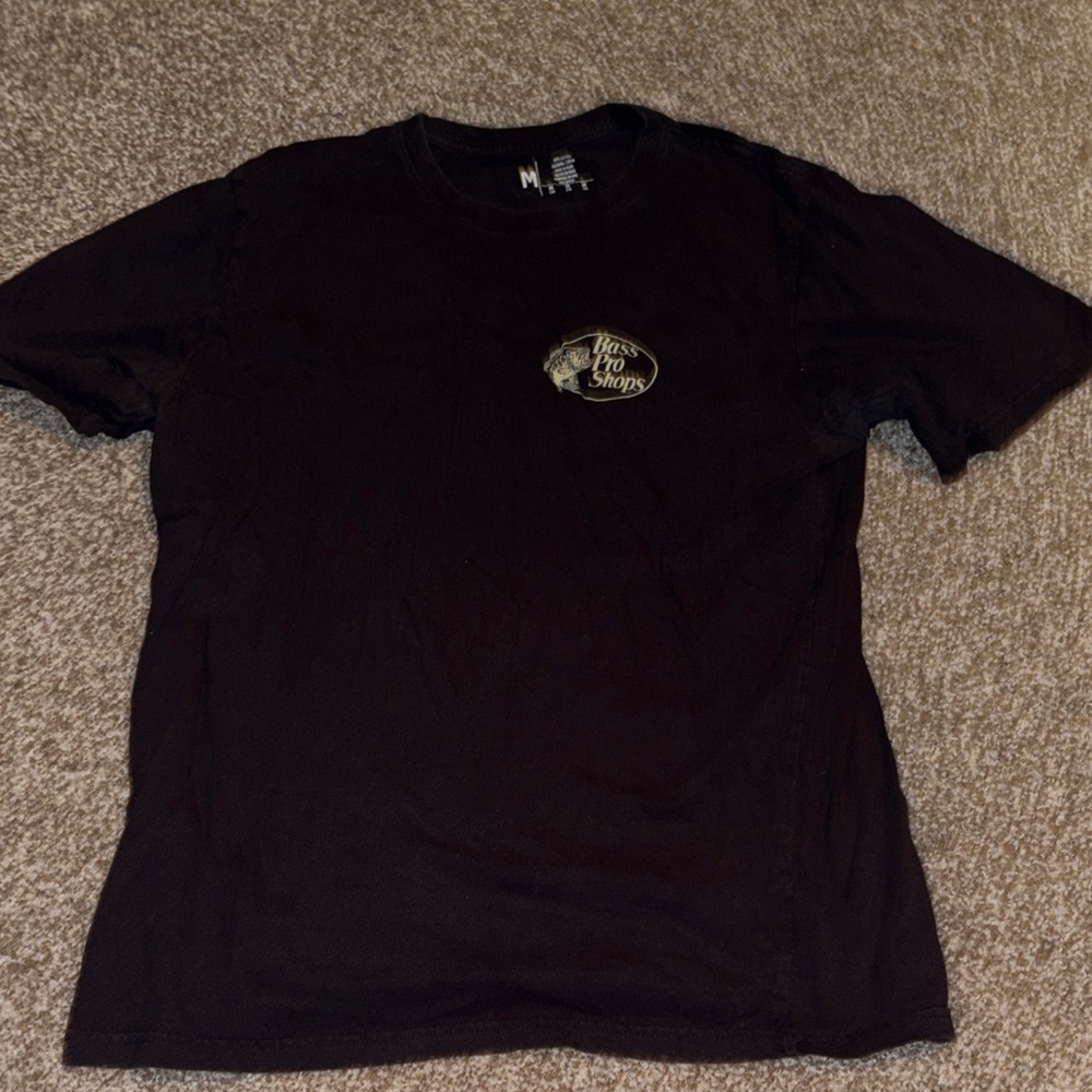 Bass Pro Shops Black Short Sleeve Tee